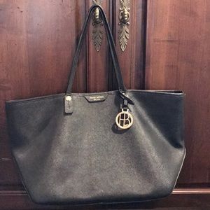 Henri Bendel purse